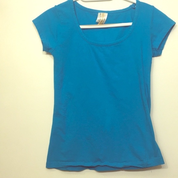 🌸Blue t-shirt - Picture 1 of 4